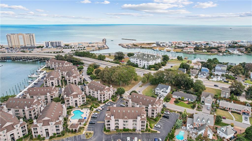 Photo of 423 Harbour Point #306, Virginia Beach, VA 23451 (MLS # 10655895)