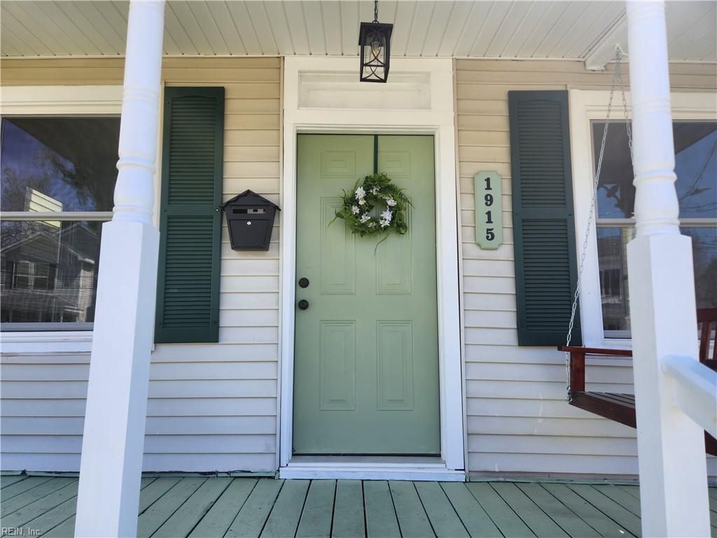 Photo of 1915 Prentis Avenue, Portsmouth, VA 23704 (MLS # 10627381)