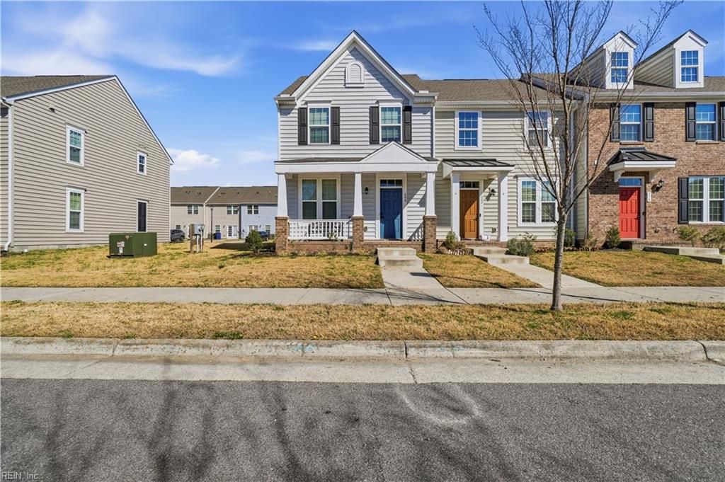 Photo of 266 Foxglove Drive, Portsmouth, VA 23701 (MLS # 10624031)