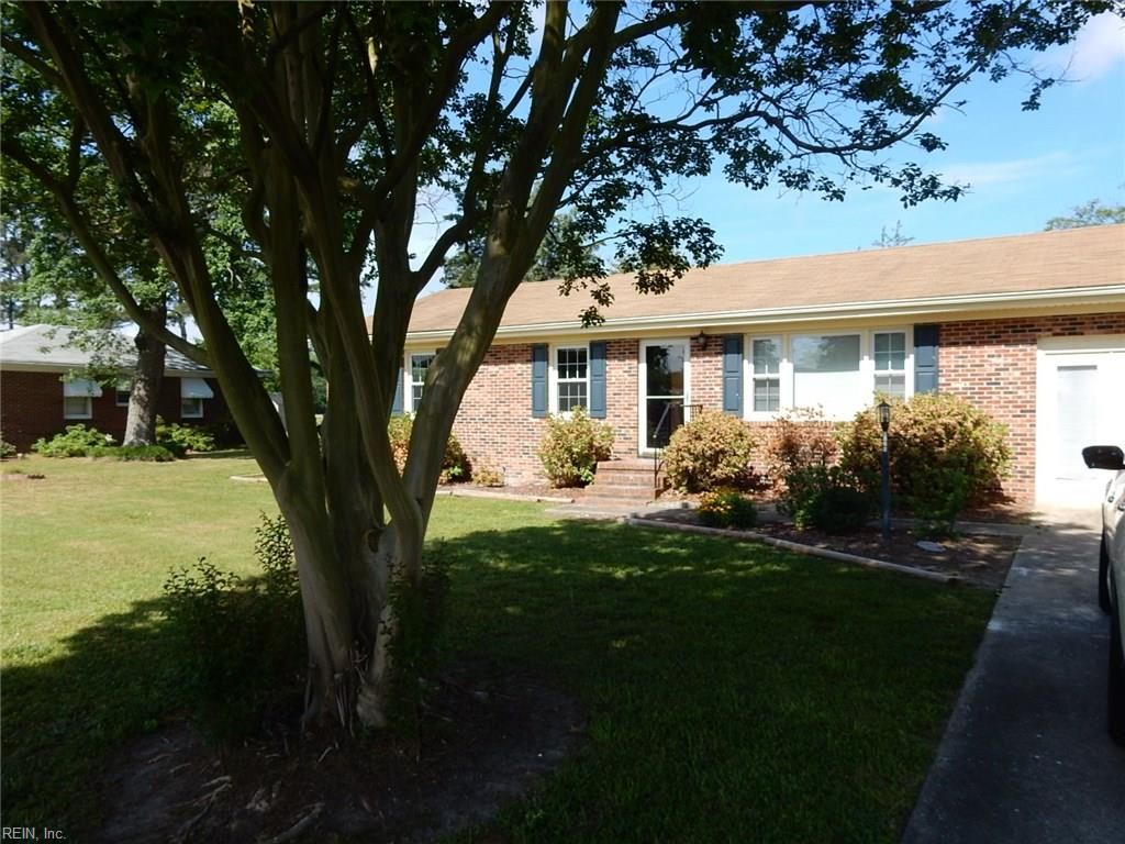Photo of 3117 Woodlawn Drive, Suffolk, VA 23434 (MLS # 10642687)
