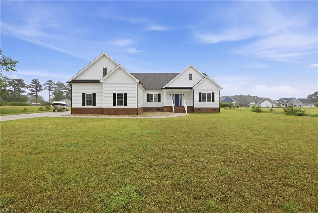 Photo of 103 Blimp View Drive, Elizabeth City, NC 27909 (MLS # 10634084)