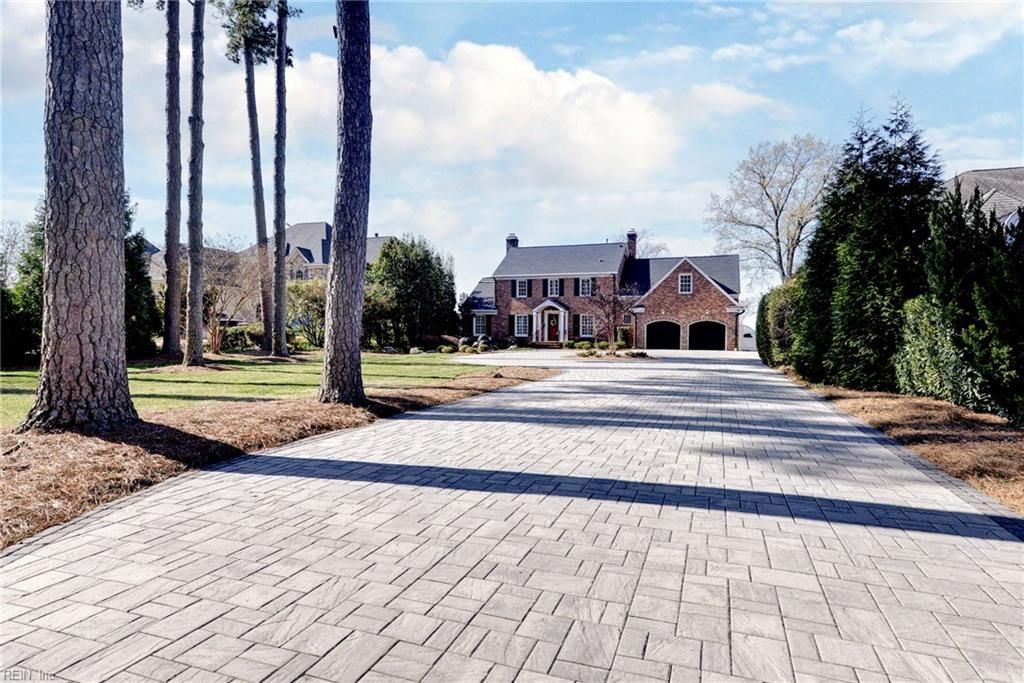 Photo of 811 Riverside Drive, Newport News, VA 23606 (MLS # 10626626)