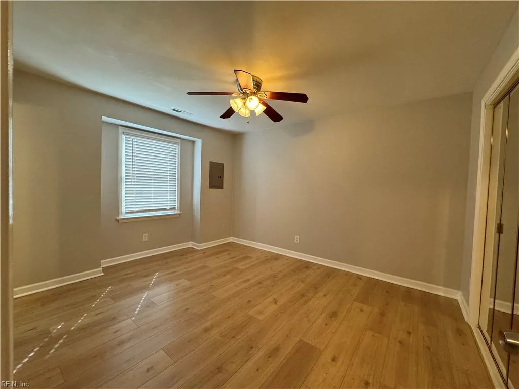 Virginia Beach, Virginia 23451, United States, 1 Bedroom Bedrooms, ,1 BathroomBathrooms,Residential,Active,219770