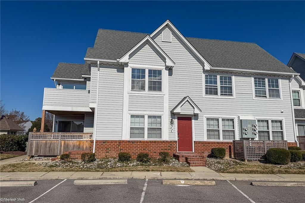 Photo of 3804 Pamu Key Reach #1-3804, Portsmouth, VA 23703 (MLS # 10624390)
