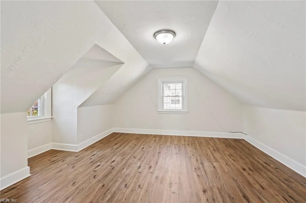 Norfolk, Virginia 23503, United States, 4 Bedrooms Bedrooms, ,2 BathroomsBathrooms,Residential,Active,233692