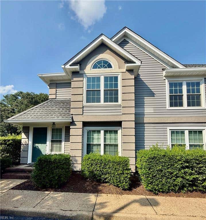 Photo of 516 Rue Marseille, Chesapeake, VA 23320 (MLS # 10648375)