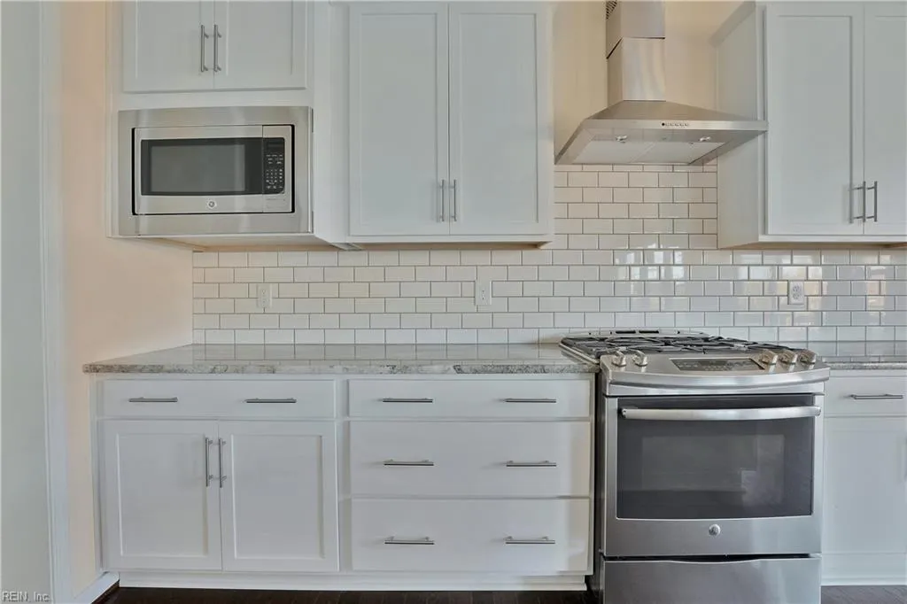 Suffolk, Virginia 23435, United States, 5 Bedrooms Bedrooms, ,4 BathroomsBathrooms,Residential,Active,171229