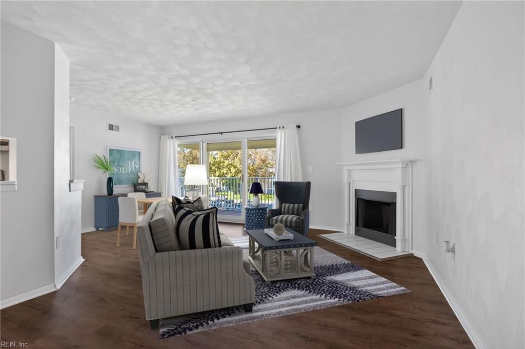 Photo of 1012 Autumn Woods Lane #110, Virginia Beach, VA 23452 (MLS # 10619876)