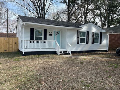 Photo of 4114 Roanoke Avenue, Newport News, VA 23607 (MLS # 10623855)