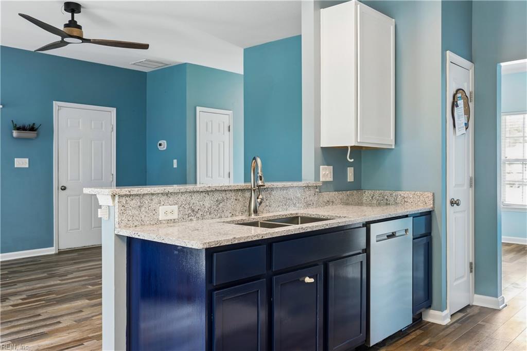 Photo of 6823 Watch Harbour Circle CIR, Hayes, VA 23072 (MLS # 10646625)