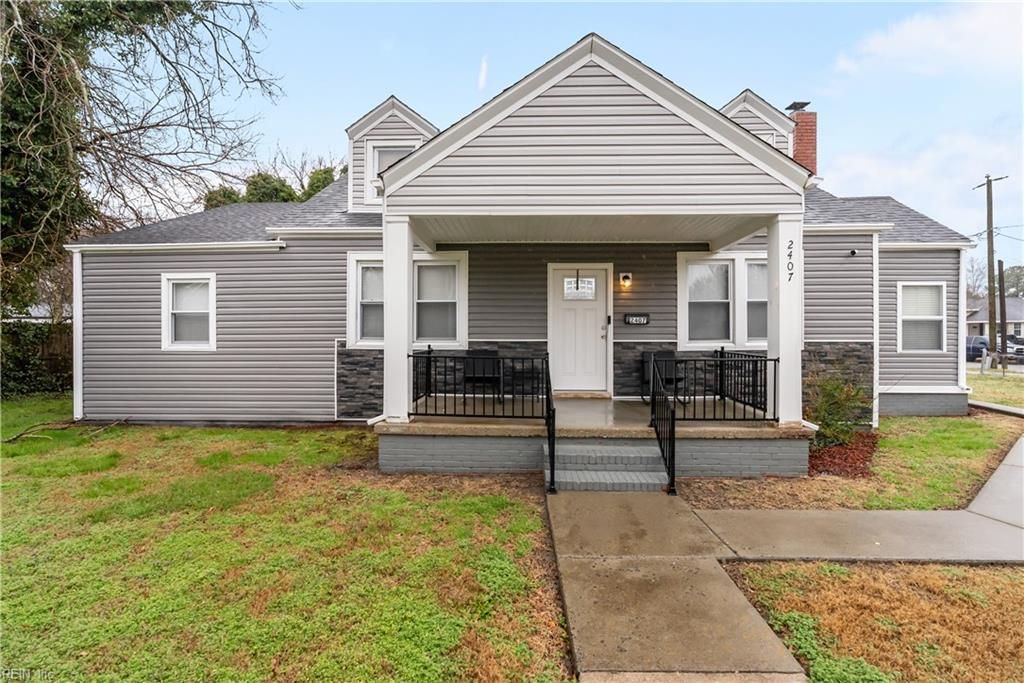 Photo of 2407 Lincoln Street, Portsmouth, VA 23704 (MLS # 10621341)