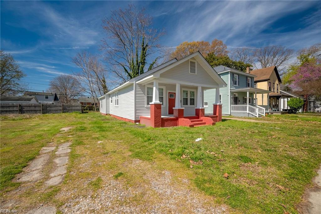 Photo of 413 Highland Avenue, Hampton, VA 23661 (MLS # 10650645)
