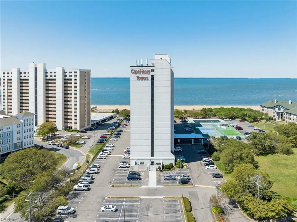 Virginia Beach, Virginia 23451, United States, 2 Bedrooms Bedrooms, ,2 BathroomsBathrooms,Residential,Pending,106366