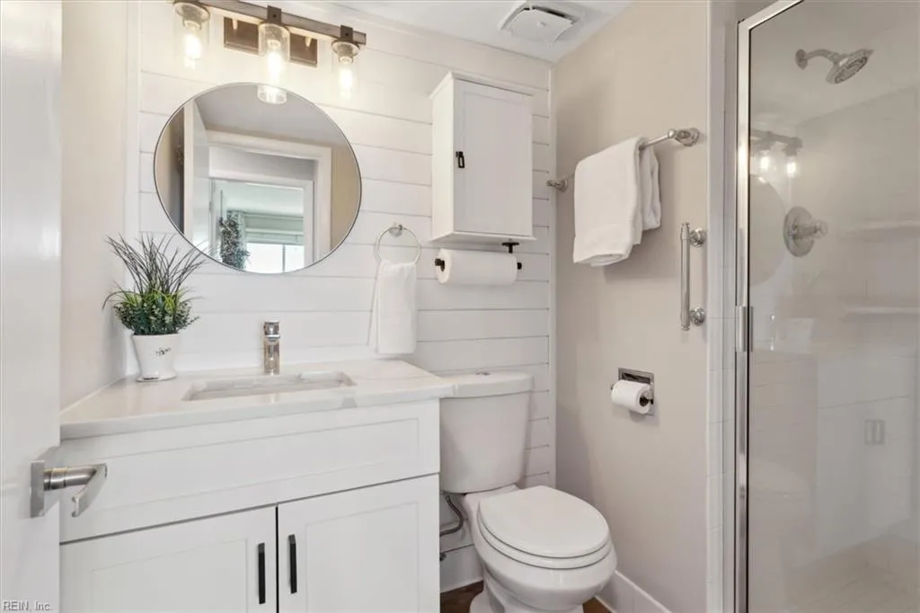 Virginia Beach, Virginia 23451, United States, 2 Bedrooms Bedrooms, ,2 BathroomsBathrooms,Residential,Pending,106366