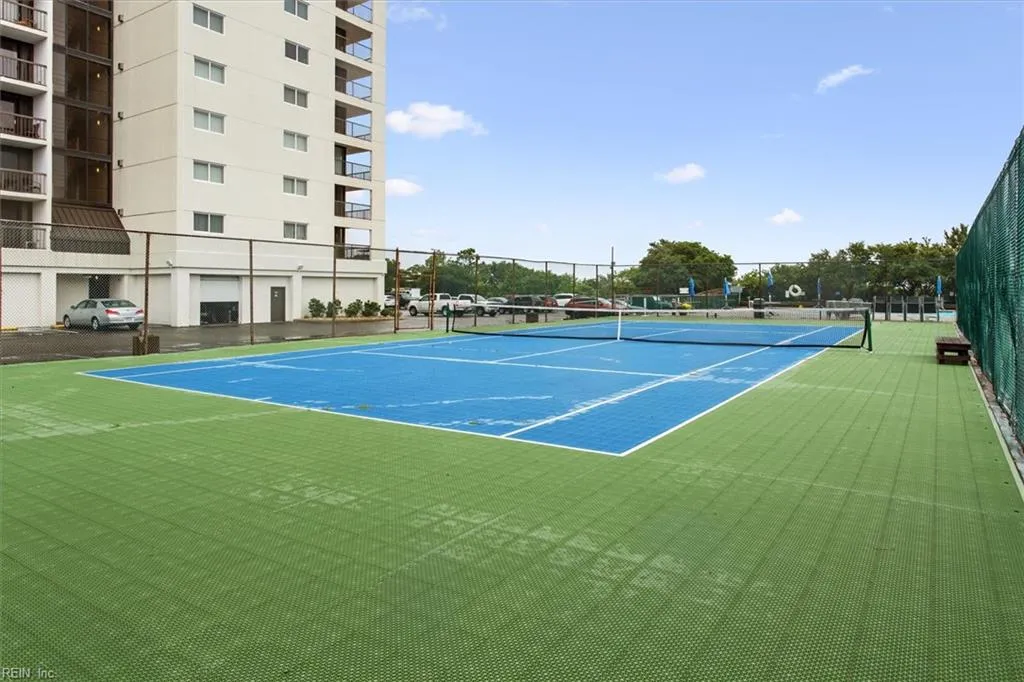 Virginia Beach, Virginia 23451, United States, 2 Bedrooms Bedrooms, ,2 BathroomsBathrooms,Residential,Pending,106366