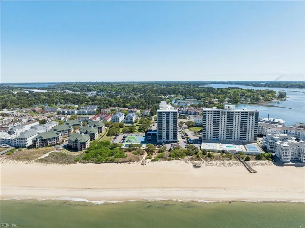 Virginia Beach, Virginia 23451, United States, 2 Bedrooms Bedrooms, ,2 BathroomsBathrooms,Residential,Pending,106366