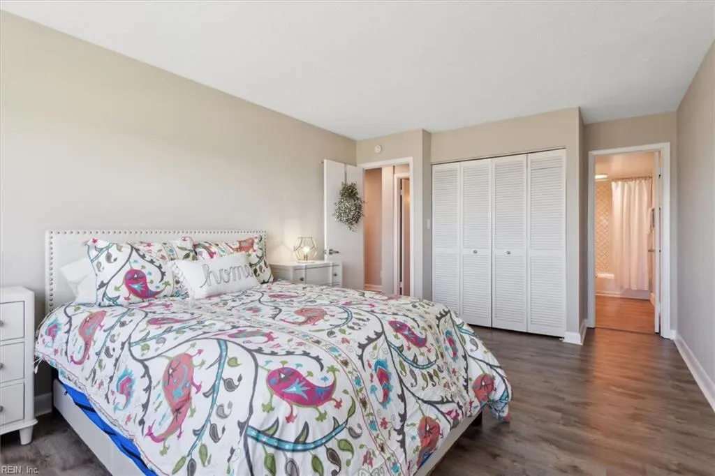 Virginia Beach, Virginia 23451, United States, 2 Bedrooms Bedrooms, ,2 BathroomsBathrooms,Residential,Pending,106366