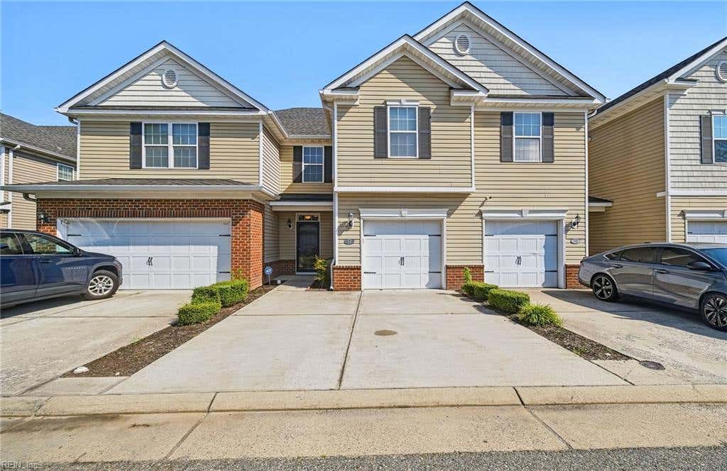 Photo of 32 Stratum Way, Hampton, VA 23661 (MLS # 10650655)