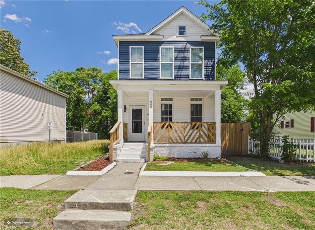 Photo of 1528 Dungee Street, Norfolk, VA 23504 (MLS # 10635012)