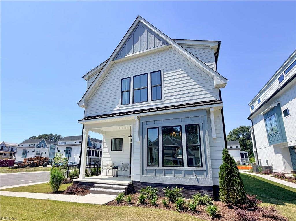 Photo of 900 Koonce Lane, Chesapeake, VA 23322 (MLS # 10647285)