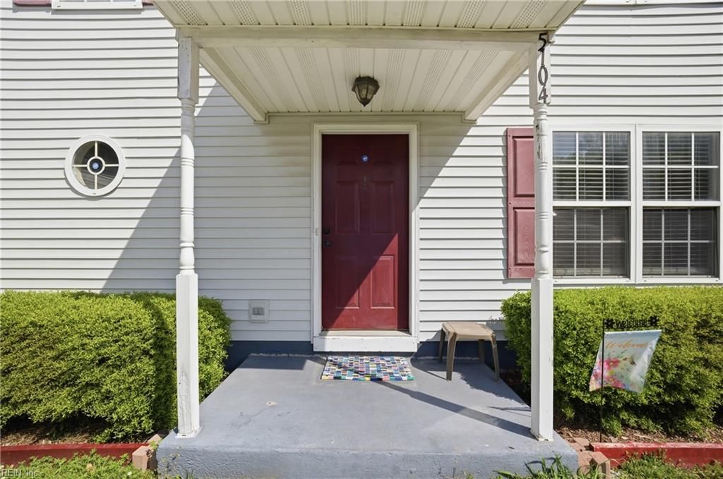 Photo of 5104 York Street, Chesapeake, VA 23321 (MLS # 10634837)