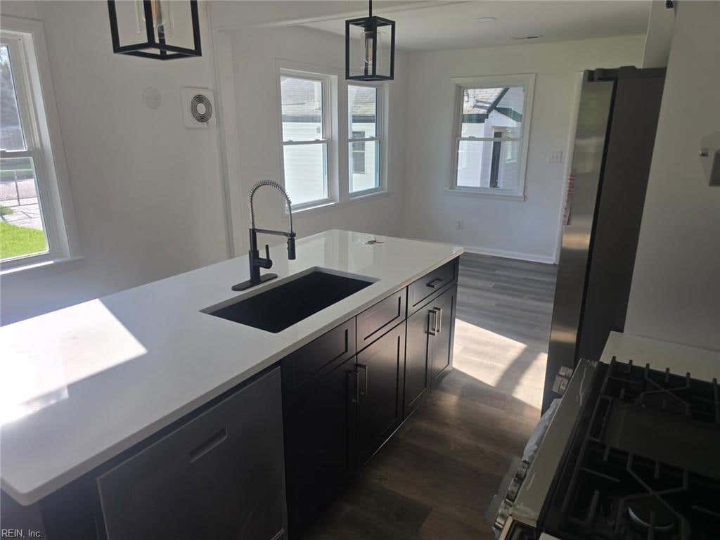 Photo of 502 Draper Drive, Norfolk, VA 23505 (MLS # 10645763)