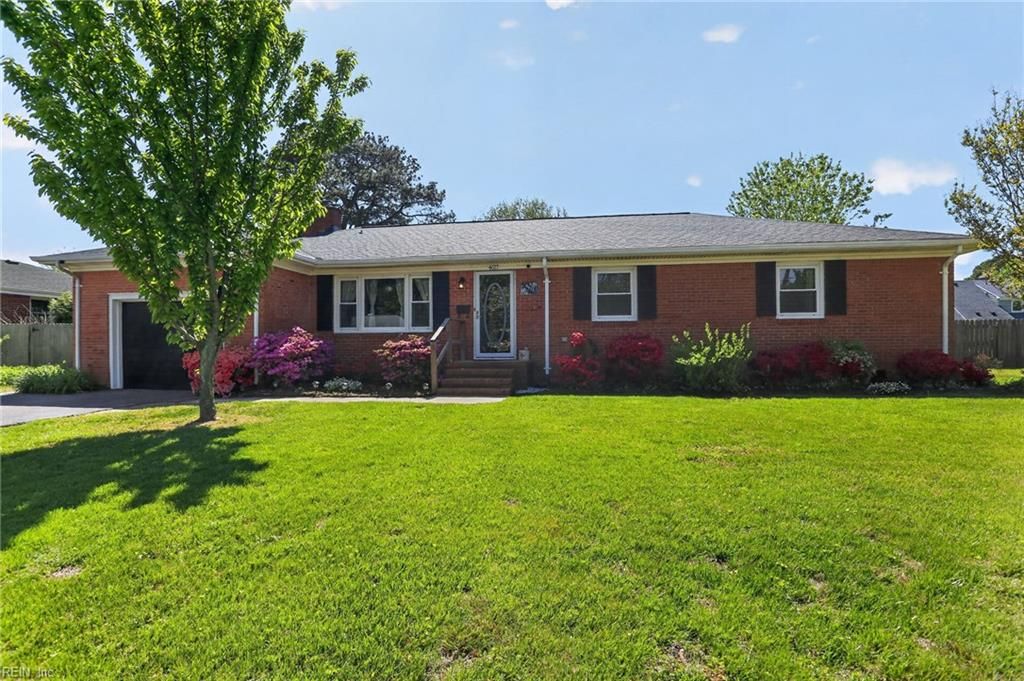 Photo of 4617 Twain Lane, Virginia Beach, VA 23455 (MLS # 10633659)