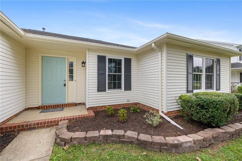 824 Daimler DR