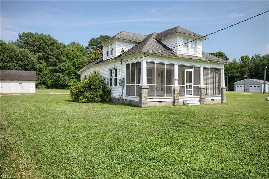 Photo of 85 Linden Avenue, Cobbs Creek, VA 23035 (MLS # 10648753)