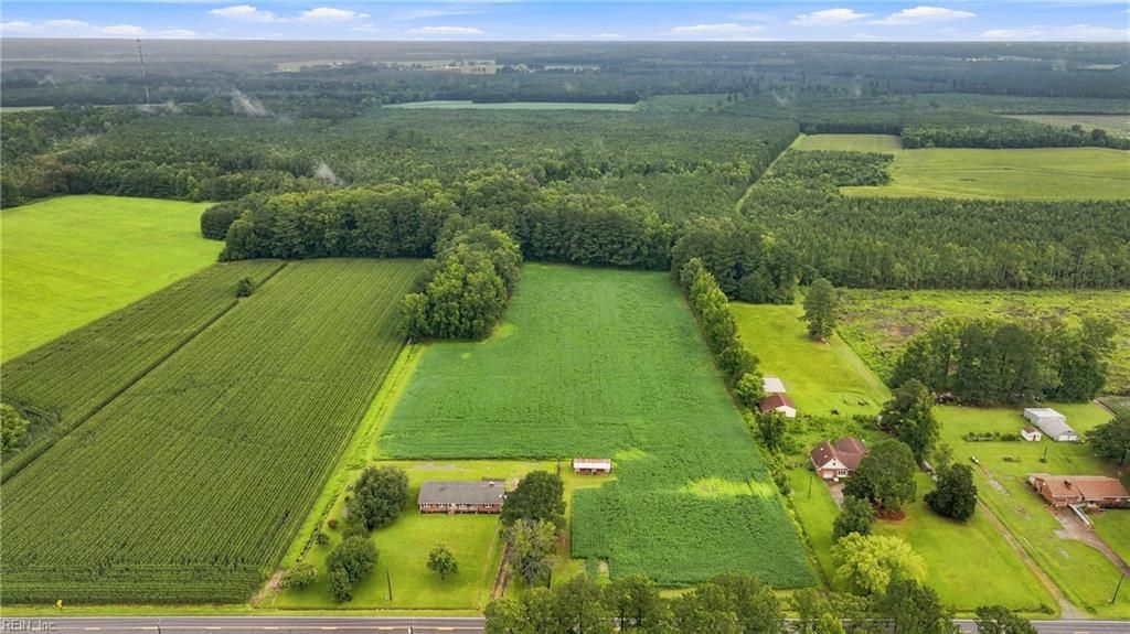 Photo of 1258 Us Highway 158 Highway E, Sunbury, NC 27979 (MLS # 10646037)