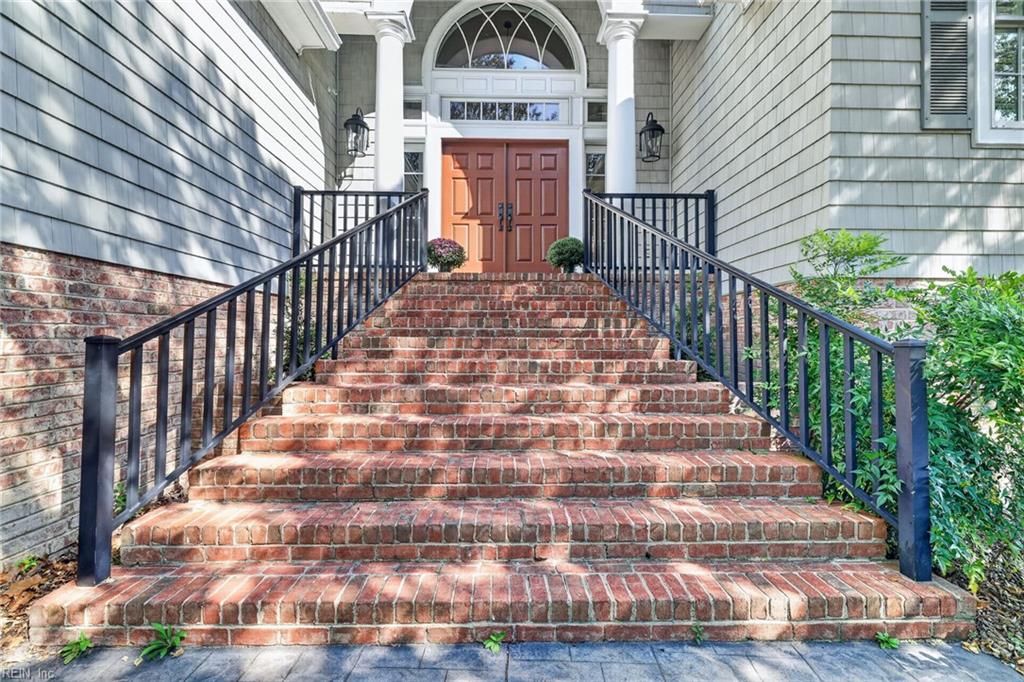 Photo of 7232 Shirland Avenue, Norfolk, VA 23505 (MLS # 10658293)
