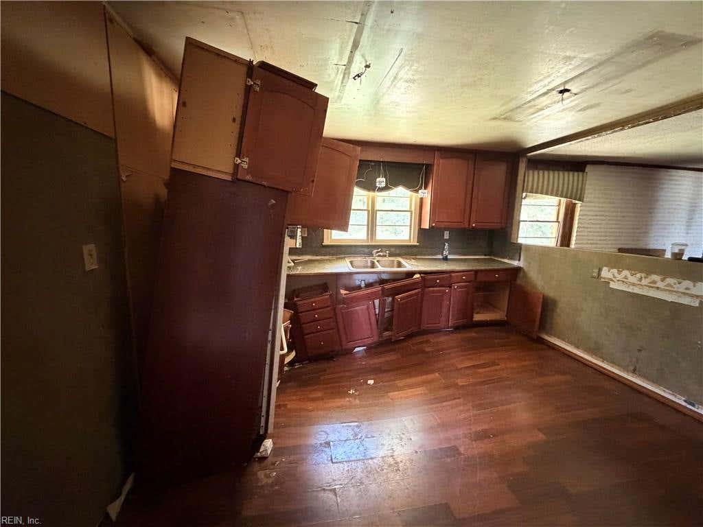 Photo of 909 Little Fork Road, Suffolk, VA 23434 (MLS # 10650055)