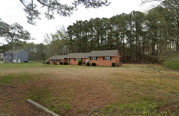 909 LITTLE FORK RD, SUFFOLK, VA 23438 - Image 4d721f5c5ee5df47c8fc2c8ddf19a55f/675100064