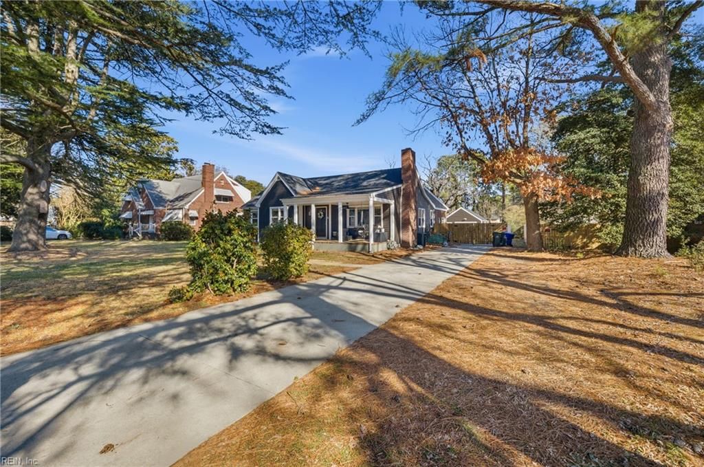 Photo of 6410 ALDOW Drive #DRIVE, Norfolk, VA 23518 (MLS # 10618610)