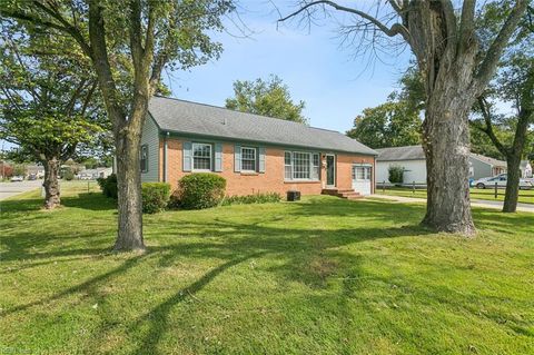 Photo of 806 Carnation Drive, Newport News, VA 23608 (MLS # 10621019)