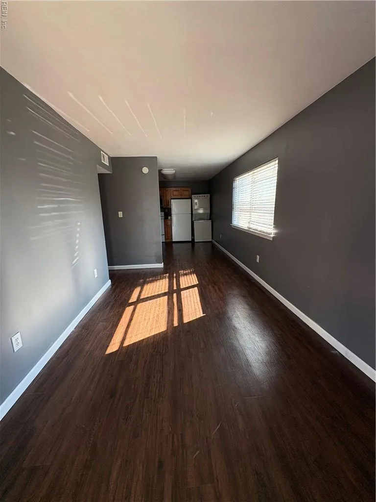 Norfolk, Virginia 23508, United States, 2 Bedrooms Bedrooms, ,1 BathroomBathrooms,Residential,Active,214396