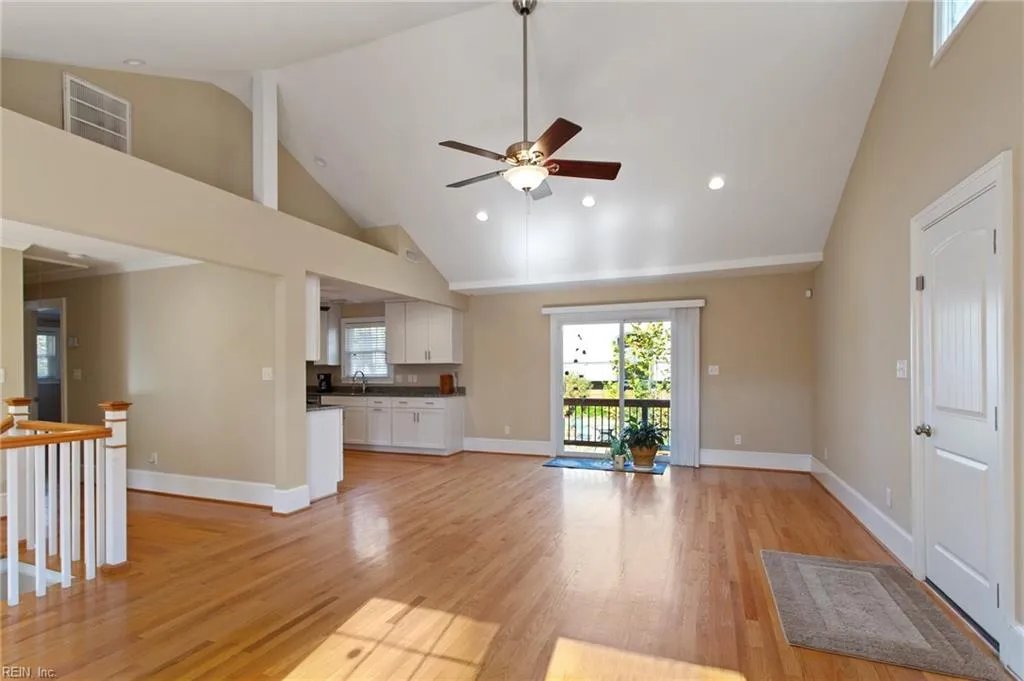 Virginia Beach, Virginia 23451, United States, 4 Bedrooms Bedrooms, ,3 BathroomsBathrooms,Residential,Pending,12274