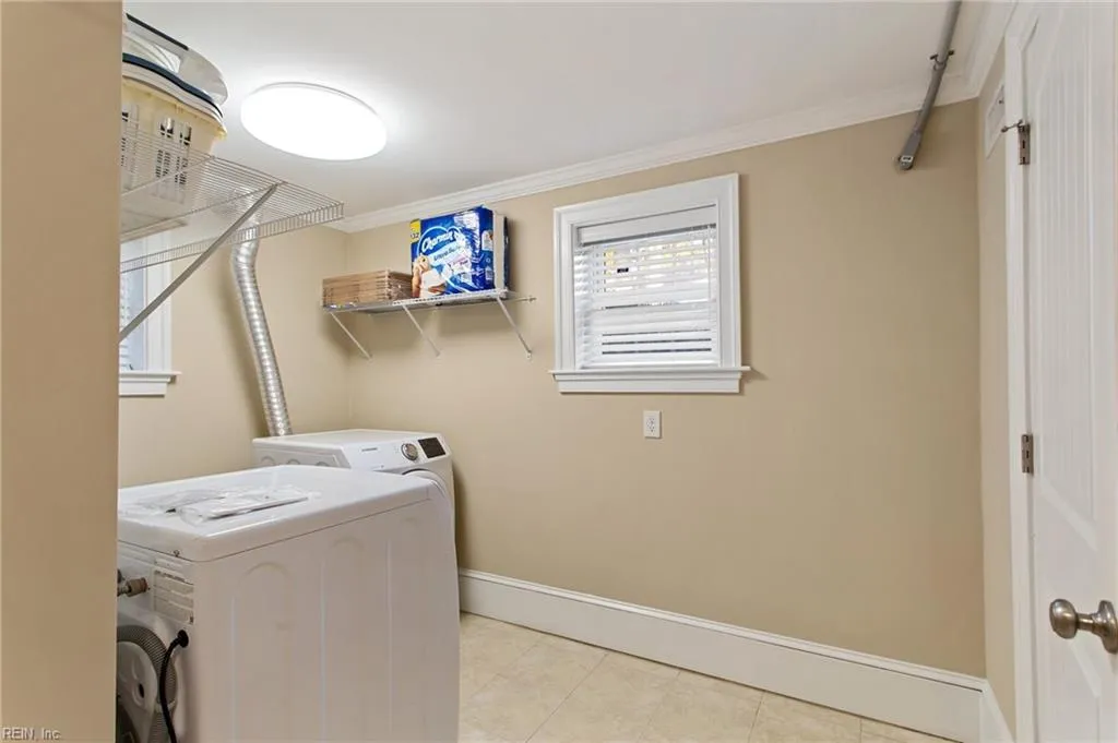 Virginia Beach, Virginia 23451, United States, 4 Bedrooms Bedrooms, ,3 BathroomsBathrooms,Residential,Pending,12274