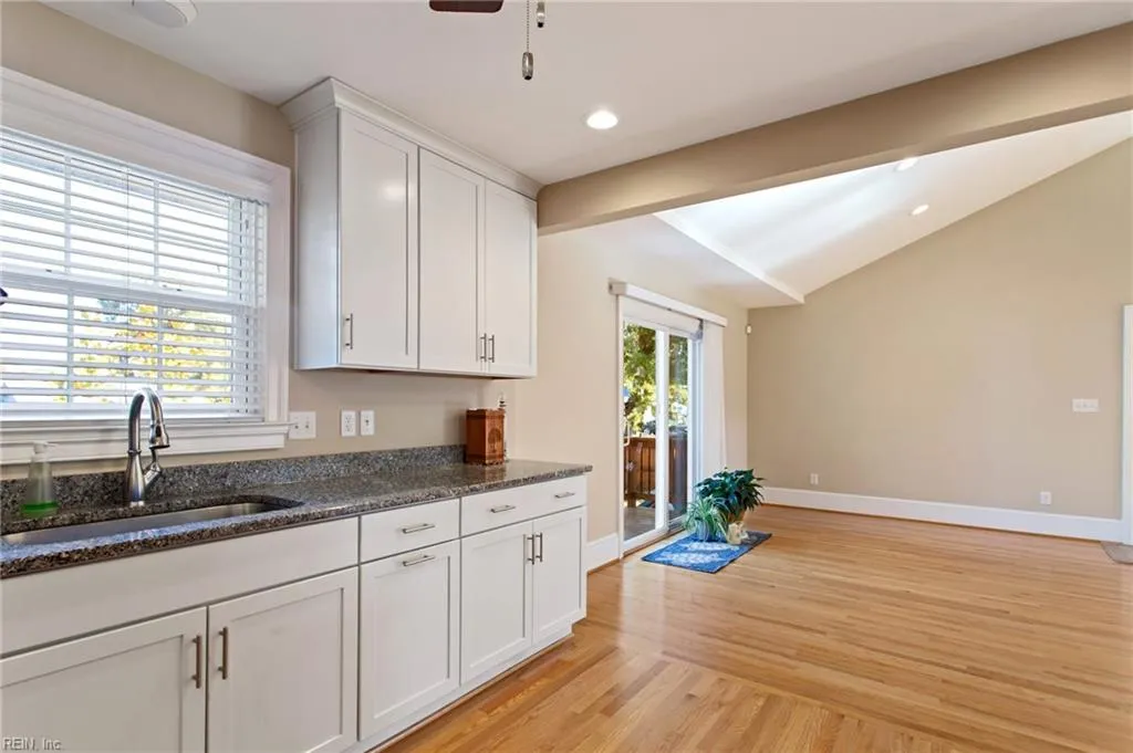 Virginia Beach, Virginia 23451, United States, 4 Bedrooms Bedrooms, ,3 BathroomsBathrooms,Residential,Pending,12274