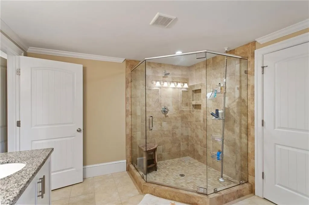 Virginia Beach, Virginia 23451, United States, 4 Bedrooms Bedrooms, ,3 BathroomsBathrooms,Residential,Pending,12274