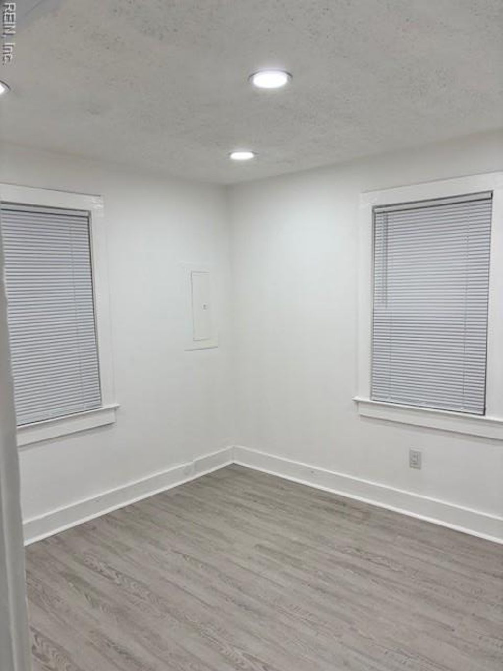 Photo of 911 Mckinley Avenue, Suffolk, VA 23434 (MLS # 10630921)