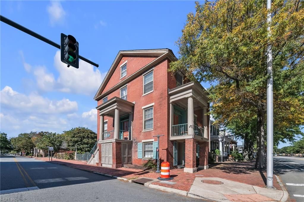 Photo of 422 Crawford Street, Portsmouth, VA 23704 (MLS # 10607749)