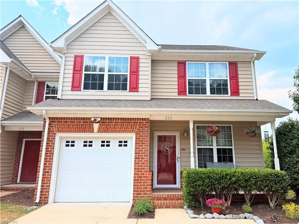 Photo of 215 Monticello Court, Smithfield, VA 23430 (MLS # 10631716)