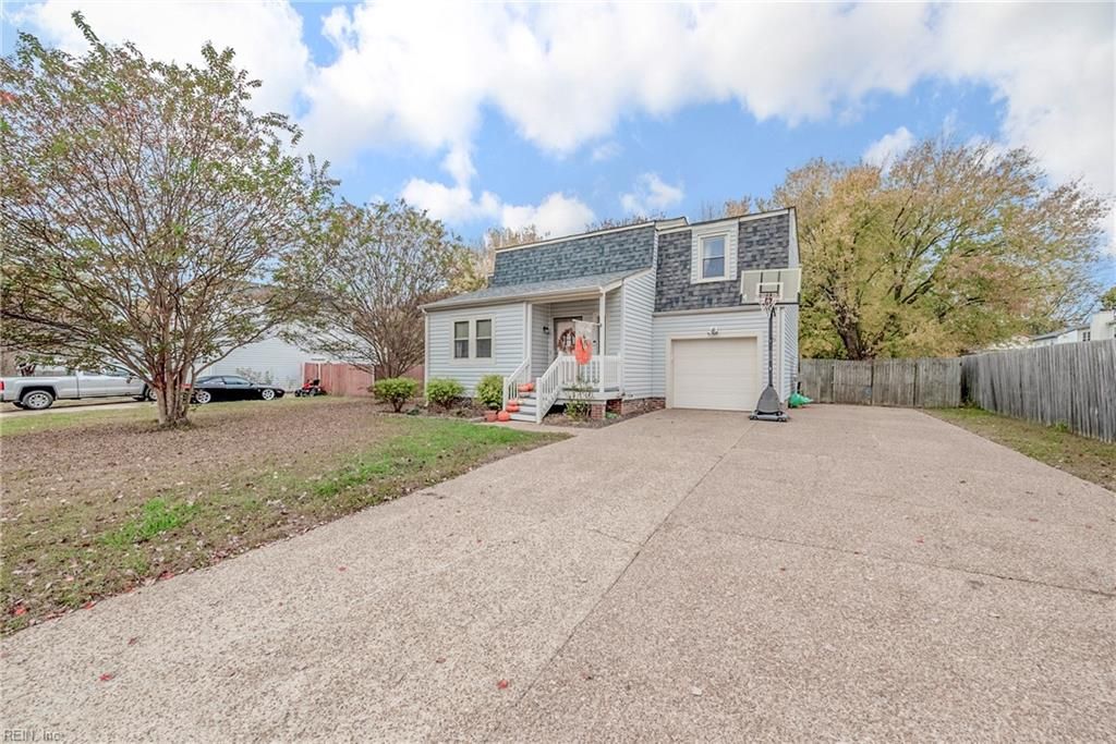 Photo of 103 Nottingham Trail, Newport News, VA 23602 (MLS # 10628972)