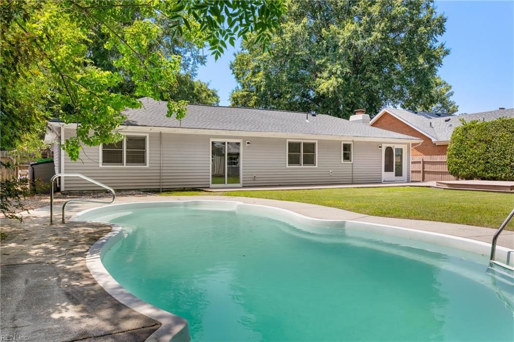 Photo of 2428 Peritan Road, Virginia Beach, VA 23454 (MLS # 10642739)
