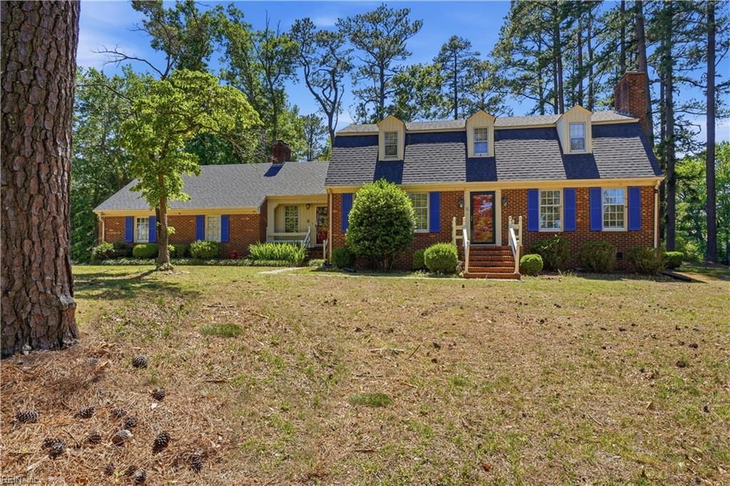 Photo of 15402 New Towne Haven Lane, Carrollton, VA 23314 (MLS # 10635435)