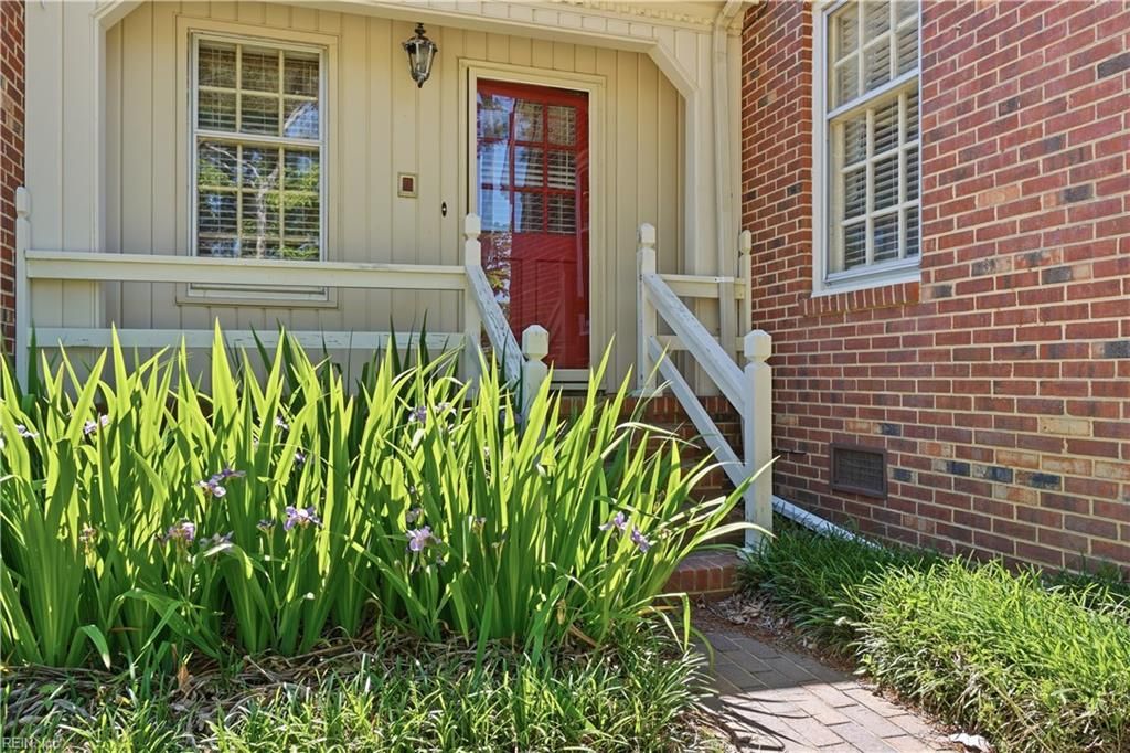 Photo of 15402 New Towne Haven Lane, Carrollton, VA 23314 (MLS # 10635435)