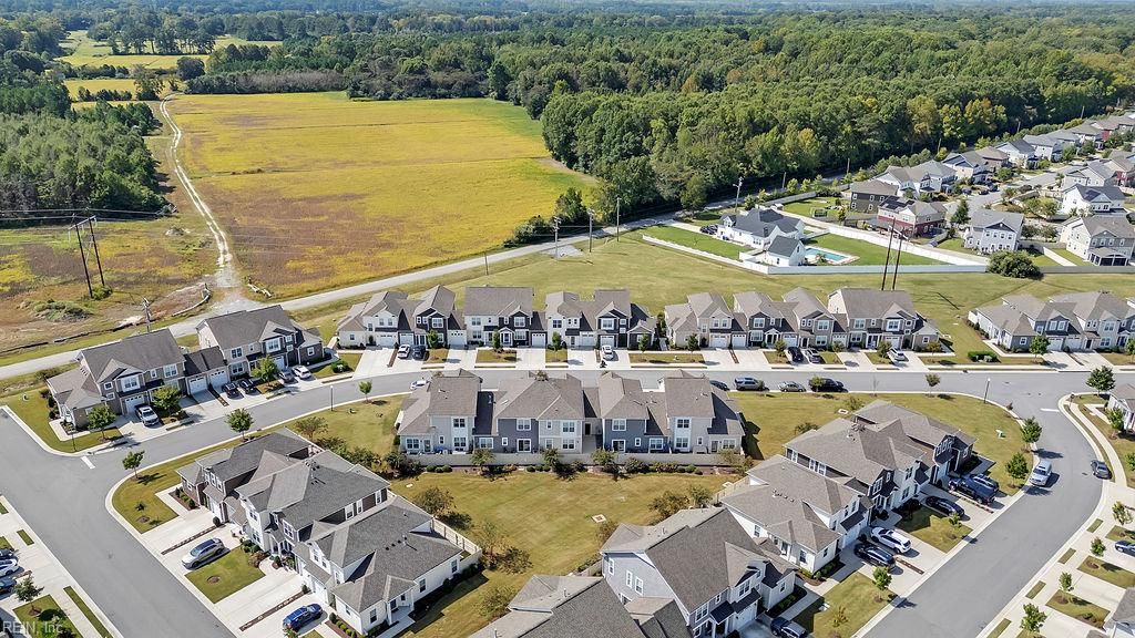 Photo of 417 Heartfield Drive, Chesapeake, VA 23322 (MLS # 10612368)