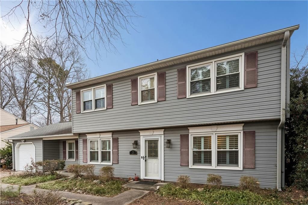 Photo of 2 Coffman Circle, Hampton, VA 23669 (MLS # 10619040)