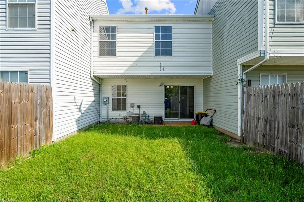 Suffolk, Virginia 23434, United States, 3 Bedrooms Bedrooms, ,3 BathroomsBathrooms,Residential,Active,176473